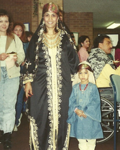Load image into Gallery viewer, Bint al-Yemen (Daughter of Yemen) Print